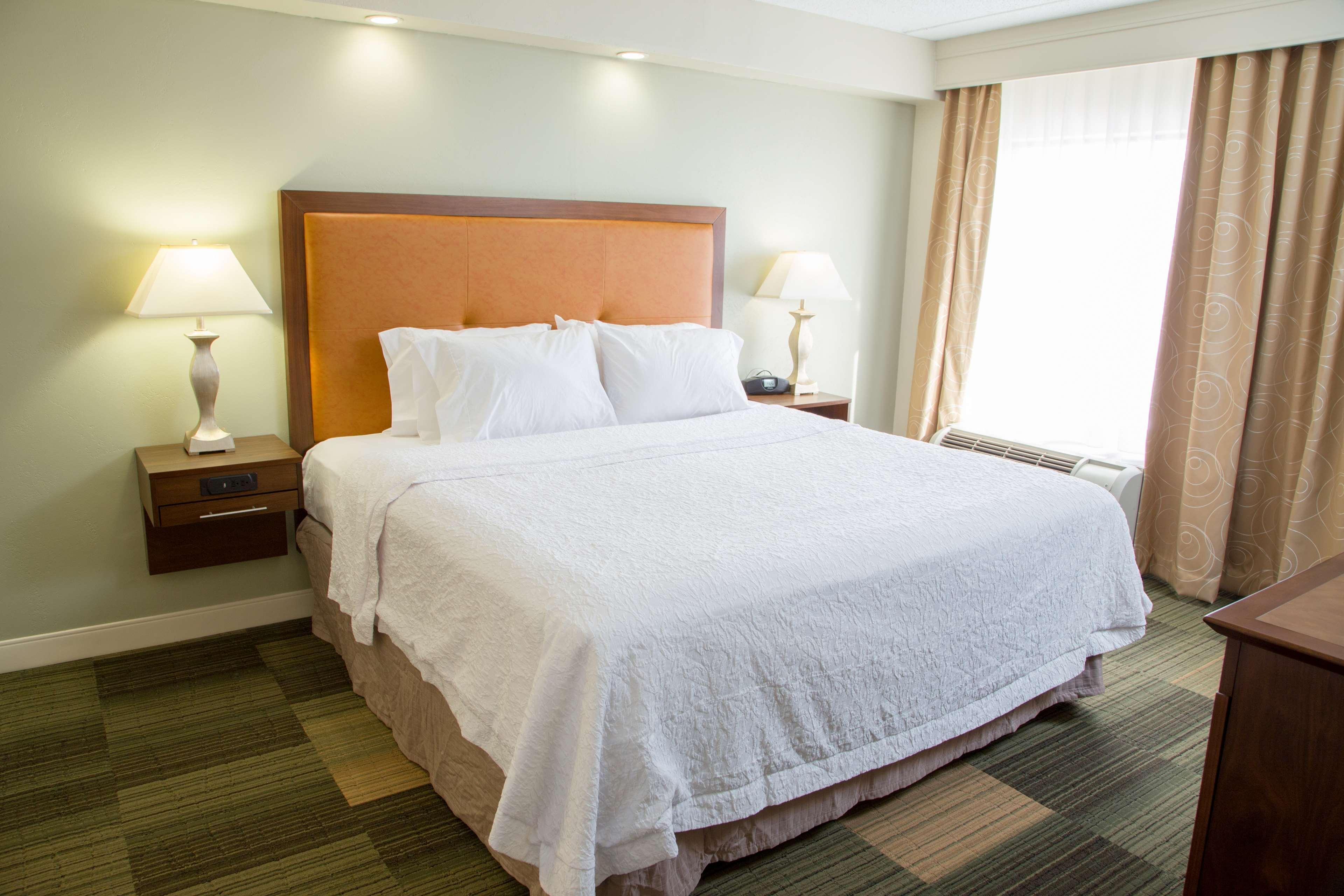 Hampton & Albany-downtown Hotel 3*