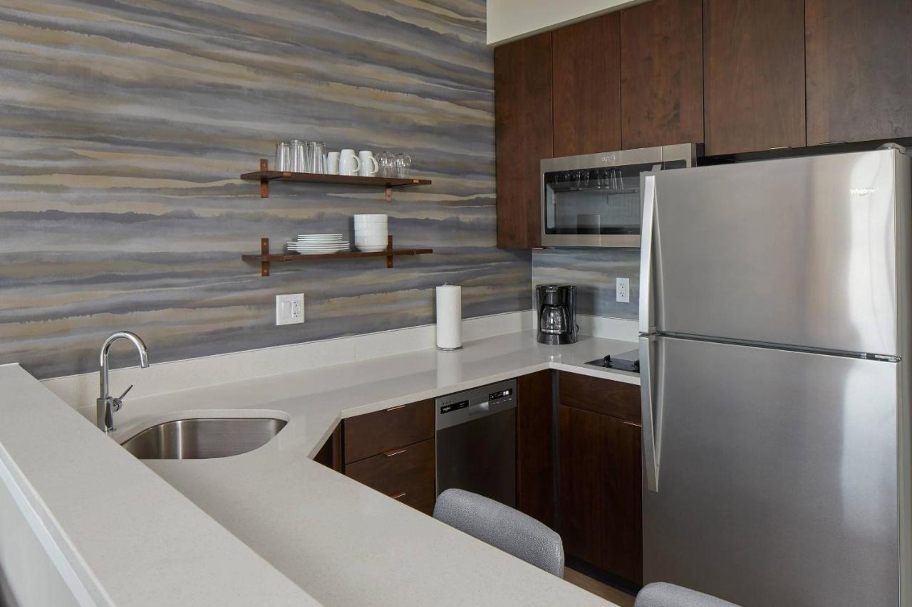 By Marriott Airport 3* Albany