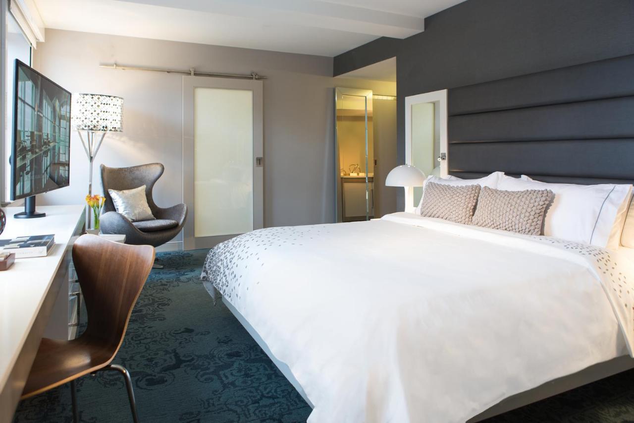 Renaissance Hotel