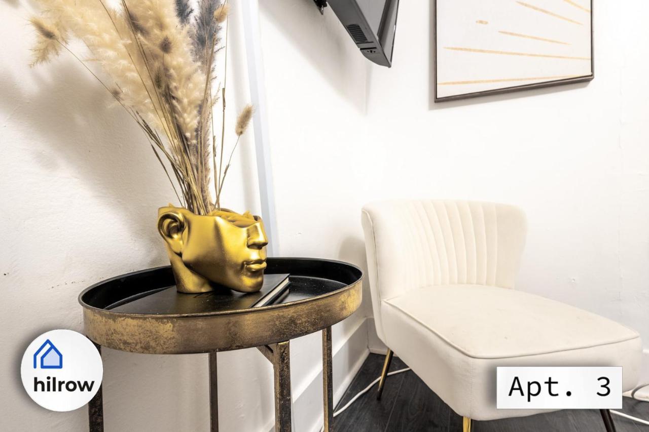Chic Downtown Studio In
