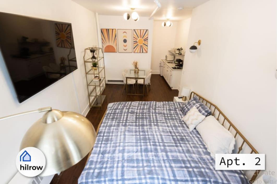 Chic Downtown Studio In Apartment
