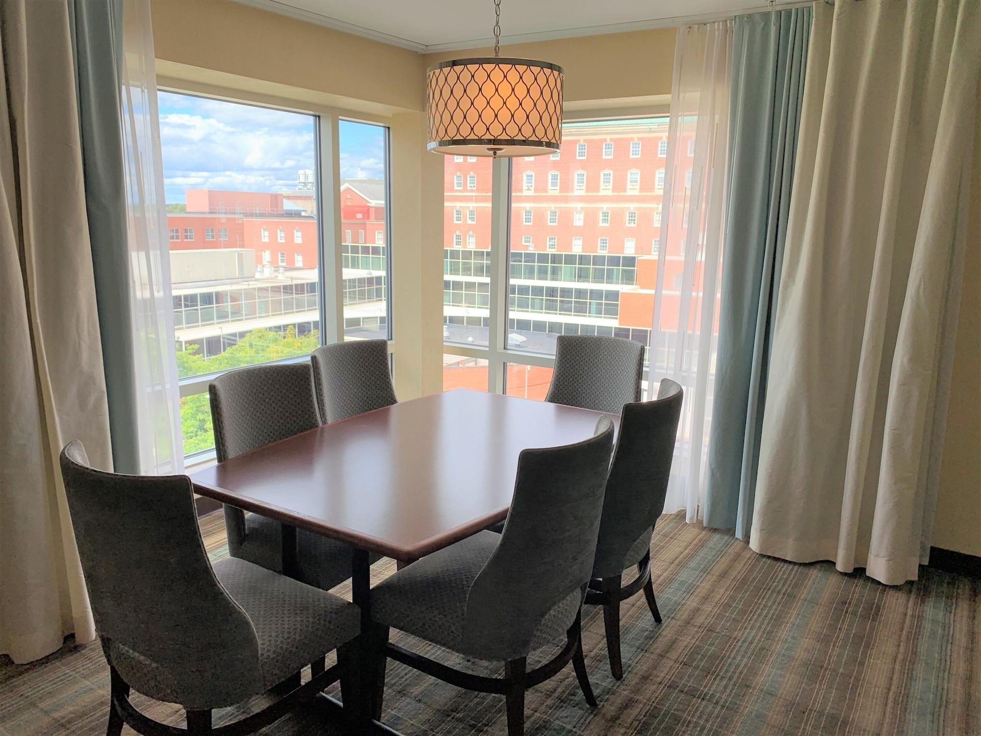 Hilton Garden Medical Center Hotel