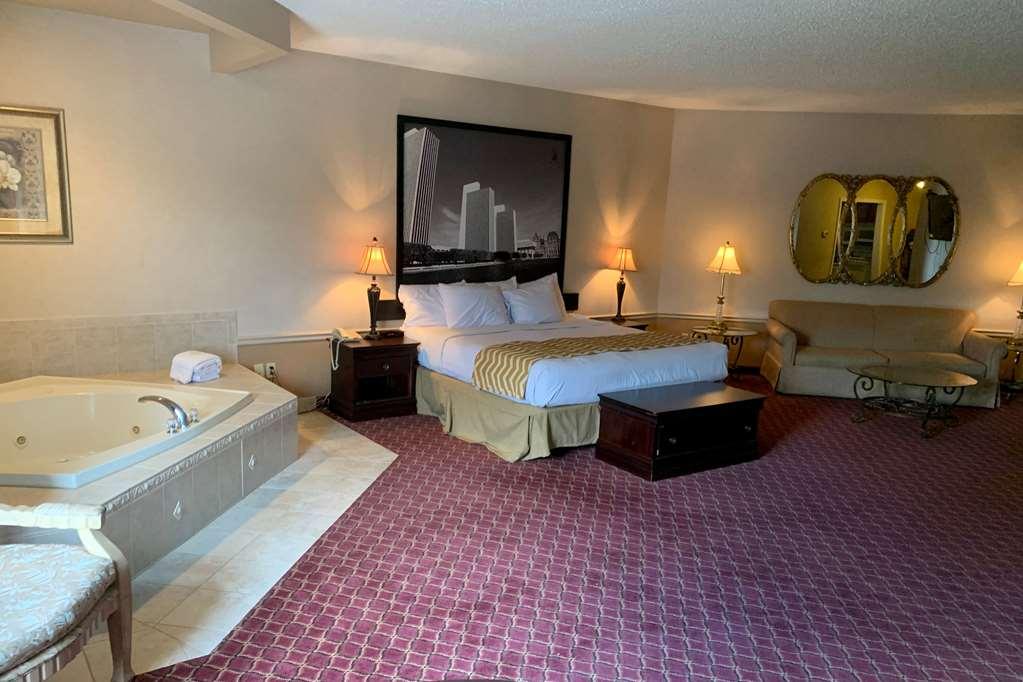 Super 8 By Wyndham Motel