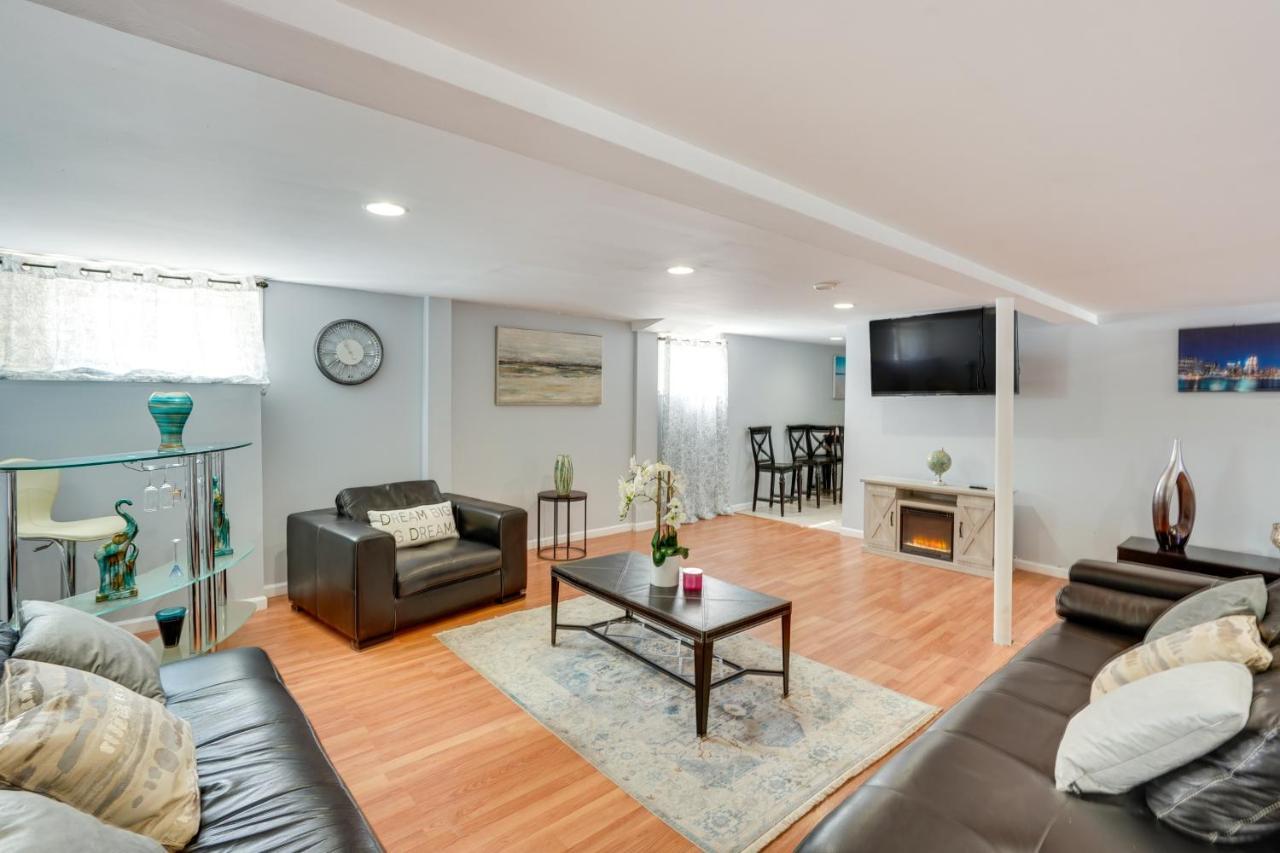 Cozy Vacation About 5 Mi To Downtown! Apartment