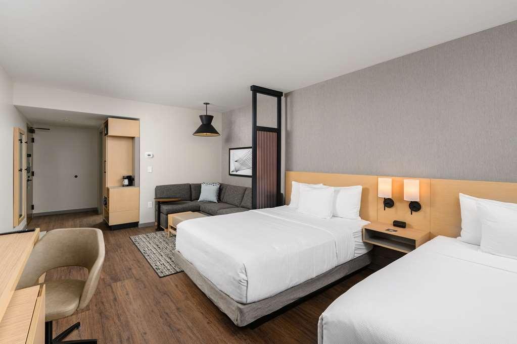 Hyatt Place Hotel *