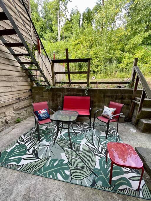 Cozy 1br With Patio In The Heart Of Apartment *