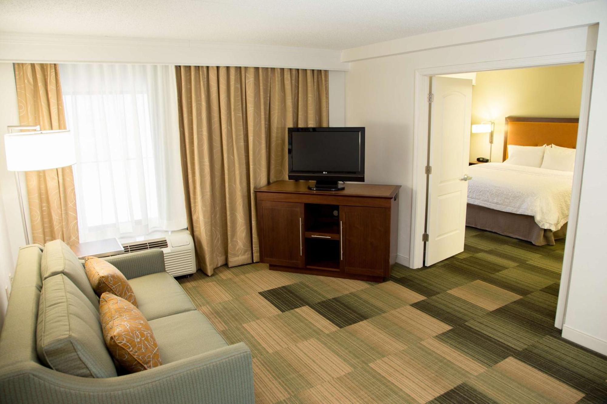 Hotel Hampton & Albany-downtown 3*