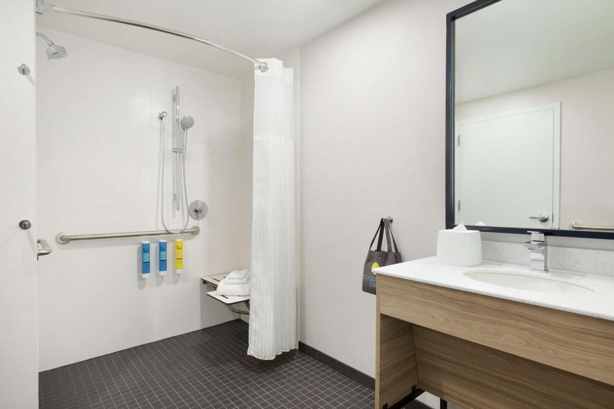 Tru By Hilton Crossgates Mall Hotel Albany