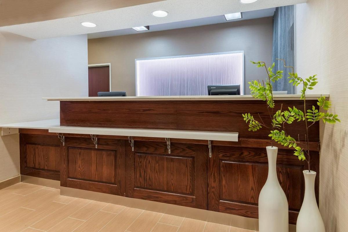 Hotel Luna Albany
