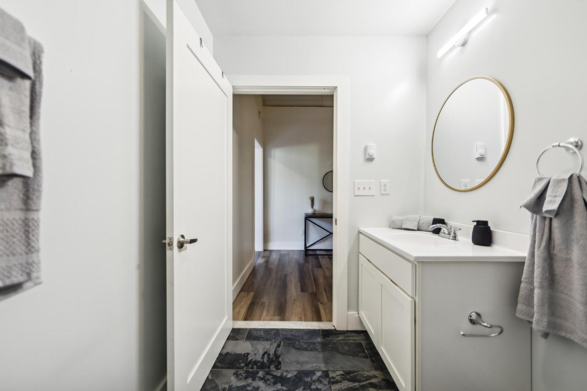 Apartment Lofts At Washington 310 Spacious 1 Bedroom 1 Bath Albany