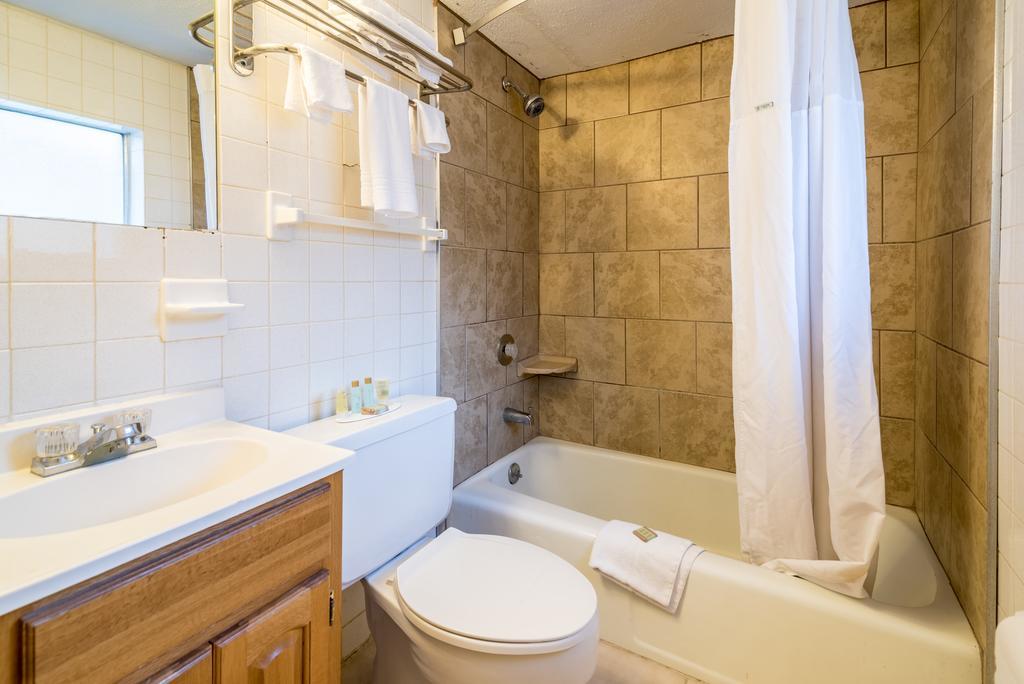 Motel Red Carpet Inn & Suites Albany Airport