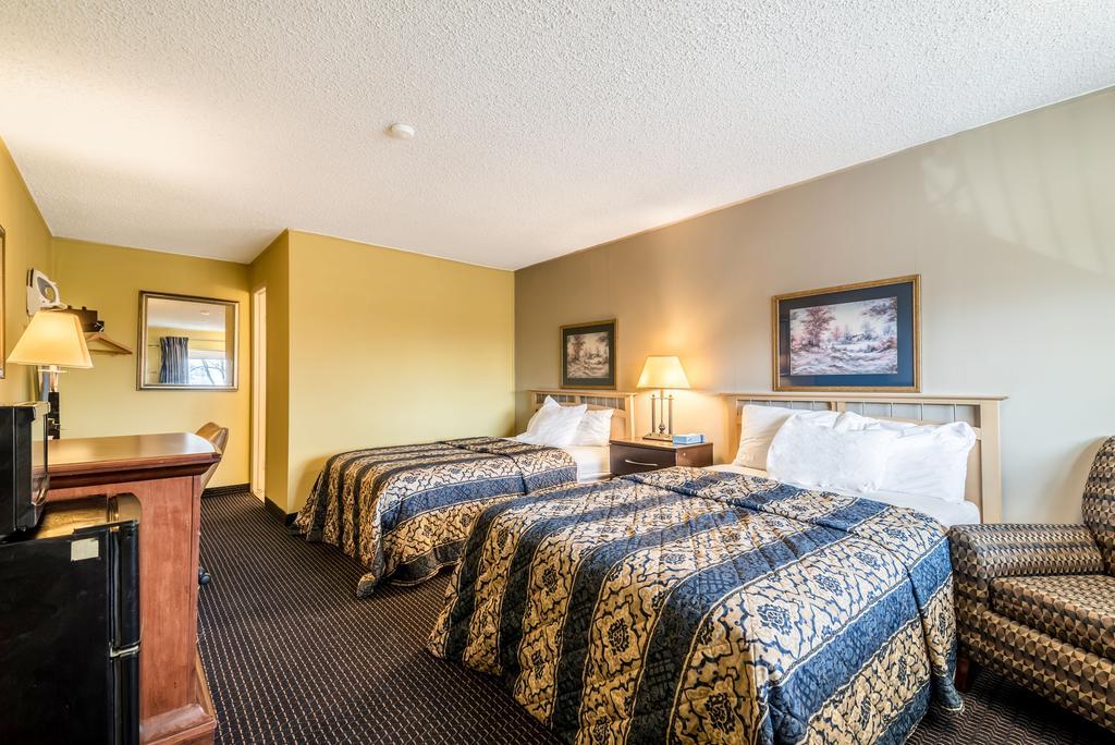 Red Carpet Inn & Suites Albany Airport 2* Albany
