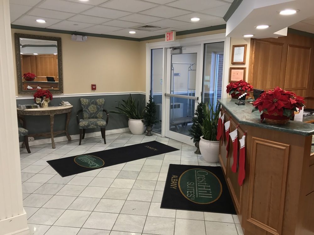 Cresthill Suny Hotel