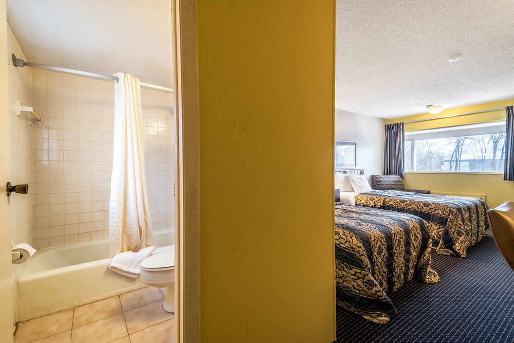 Motel Red Carpet Inn & Suites Albany Airport 2*