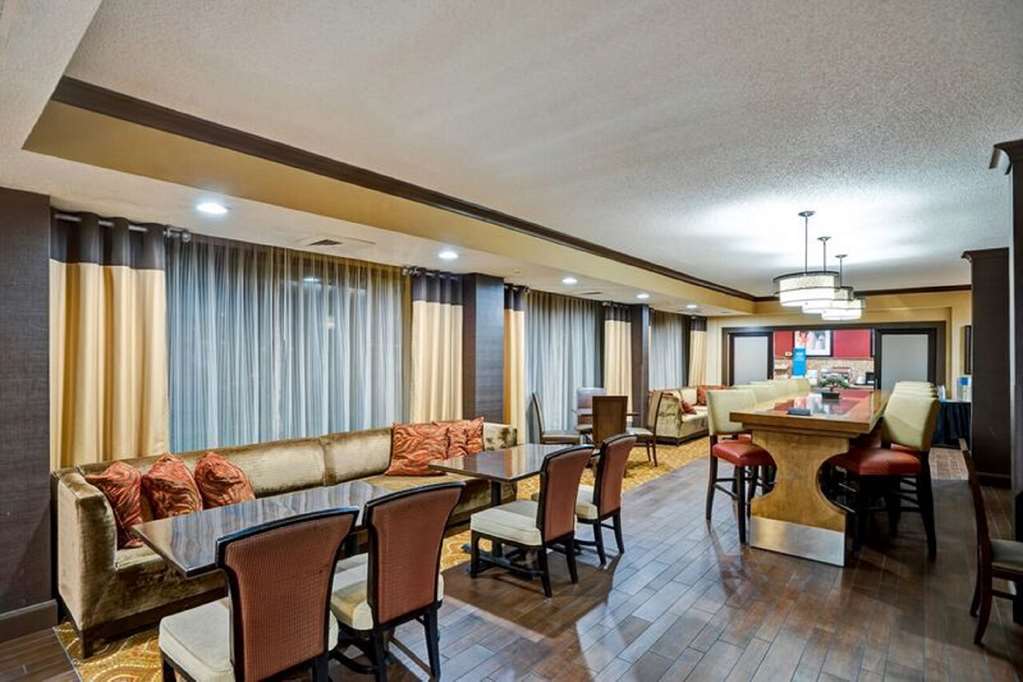 Hotel Hampton Albany-wolf Road