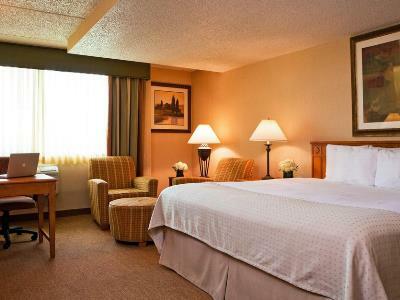 Red Lion 3*