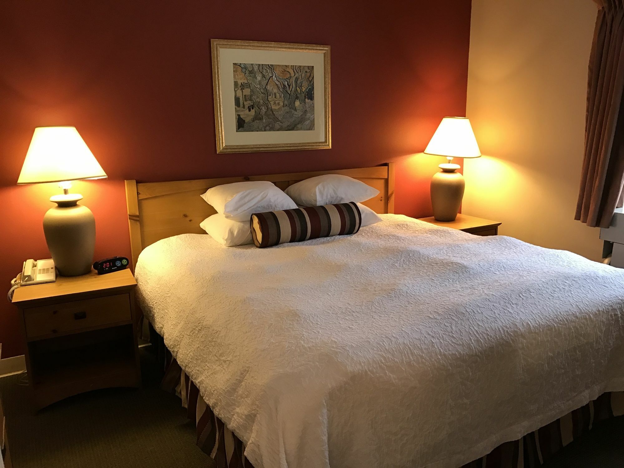 Hotel Cresthill Suny