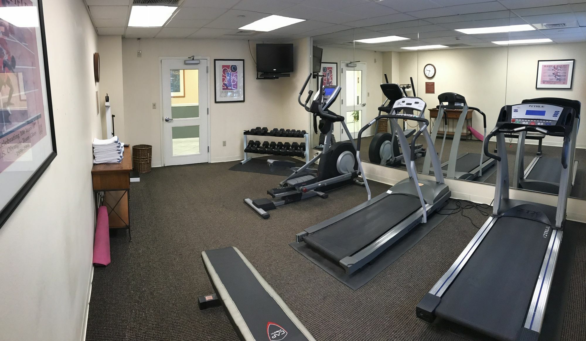Hotel Cresthill Suny Albany