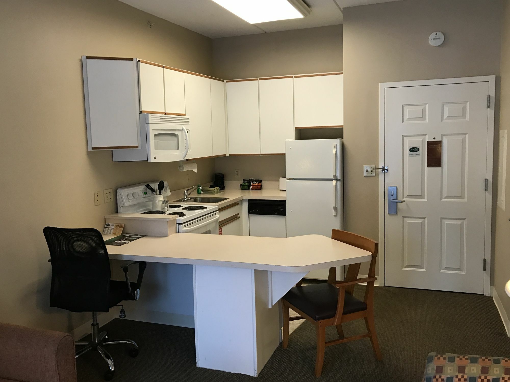 Cresthill Suny Hotel 3*