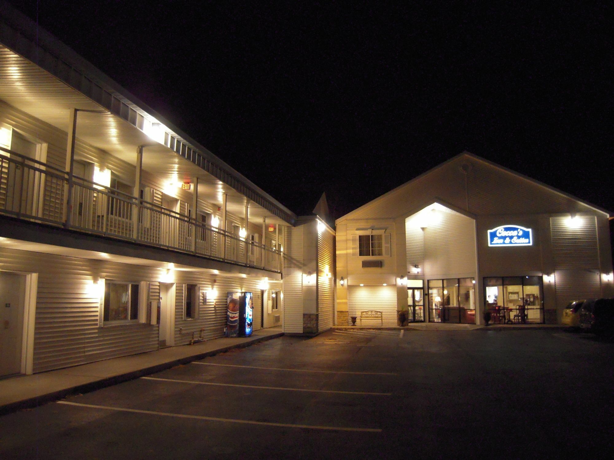 Super 8 By Wyndham Motel 2*