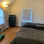 Luke\'S Bnb