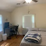 Luke\'S Bnb