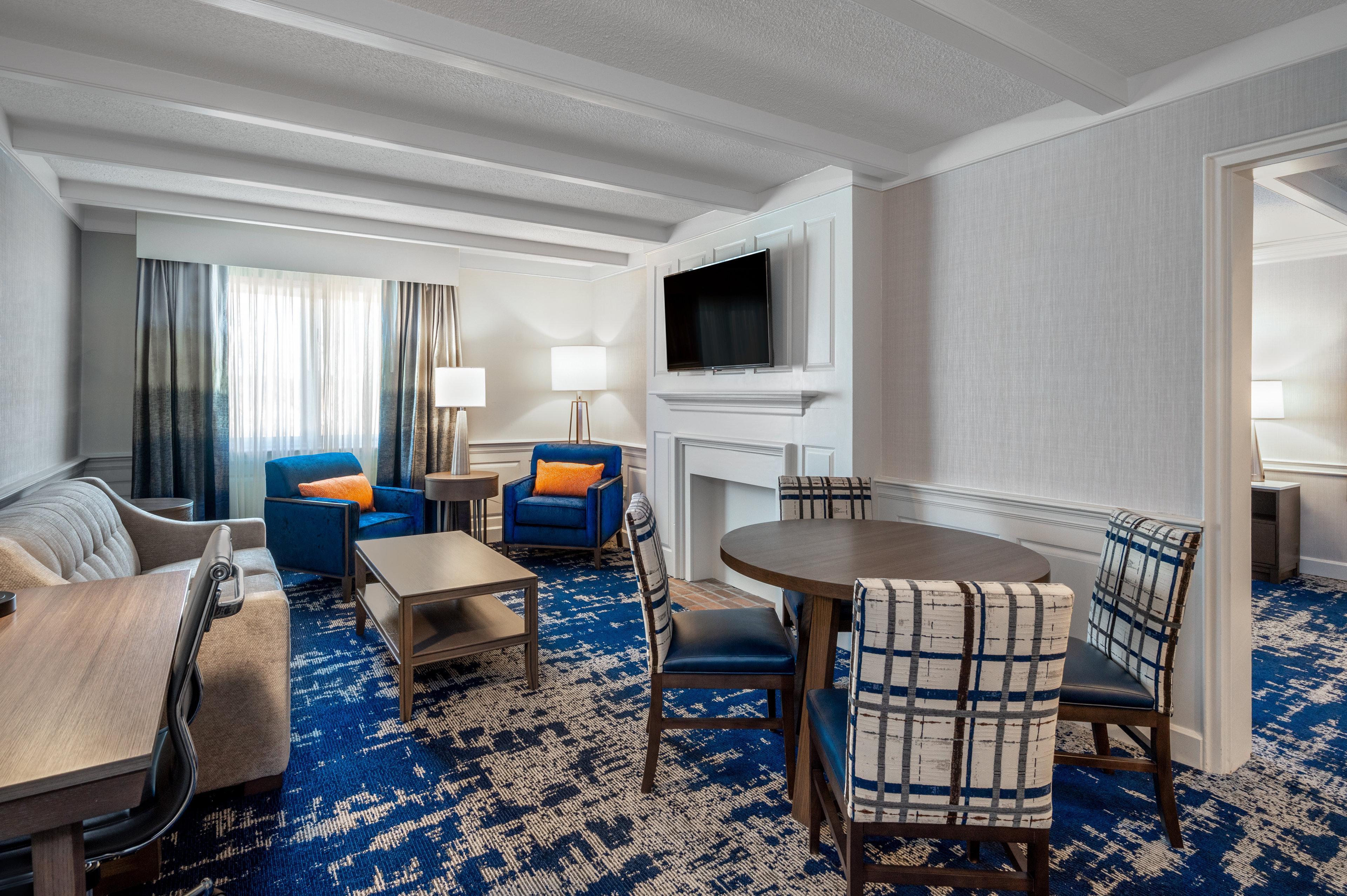Crowne Plaza - The Desmond
