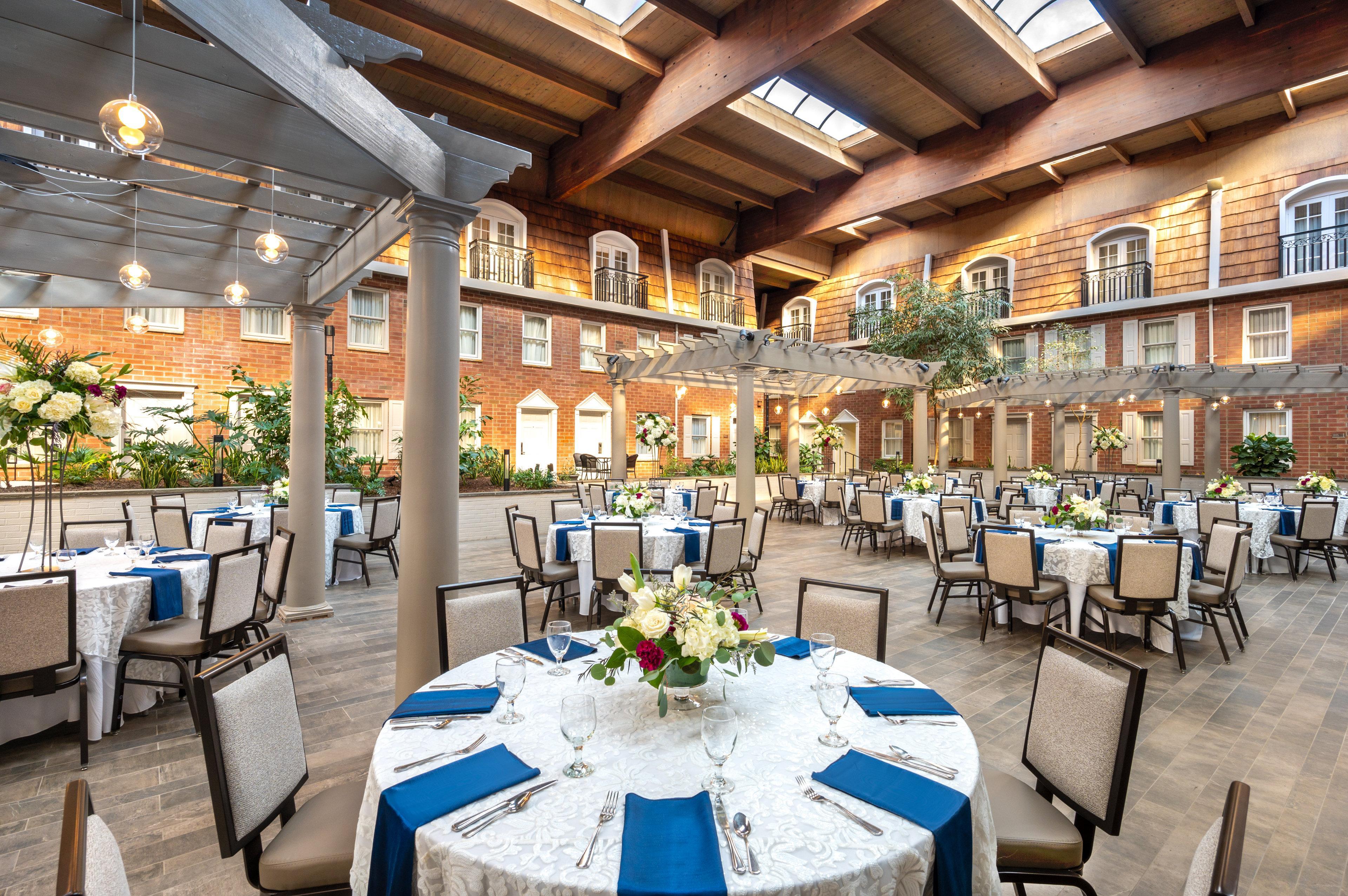 Crowne Plaza - The Desmond Albany