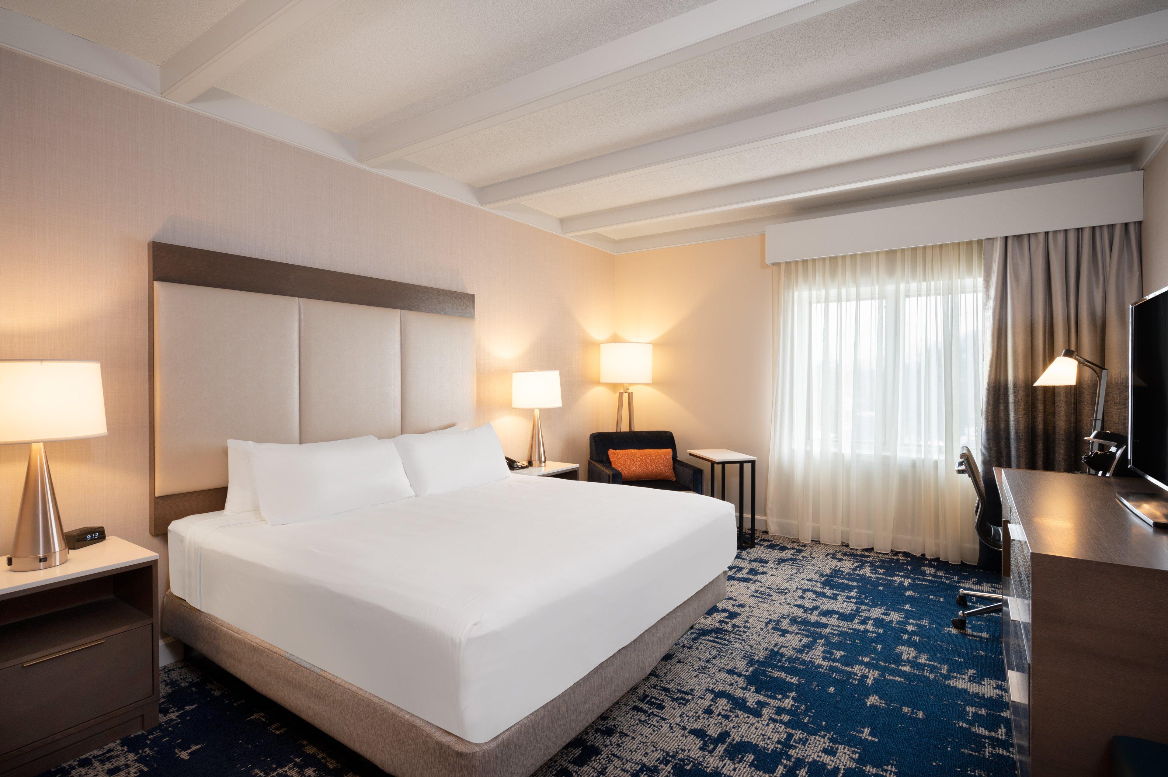 Crowne Plaza - The Desmond Hotel 3*
