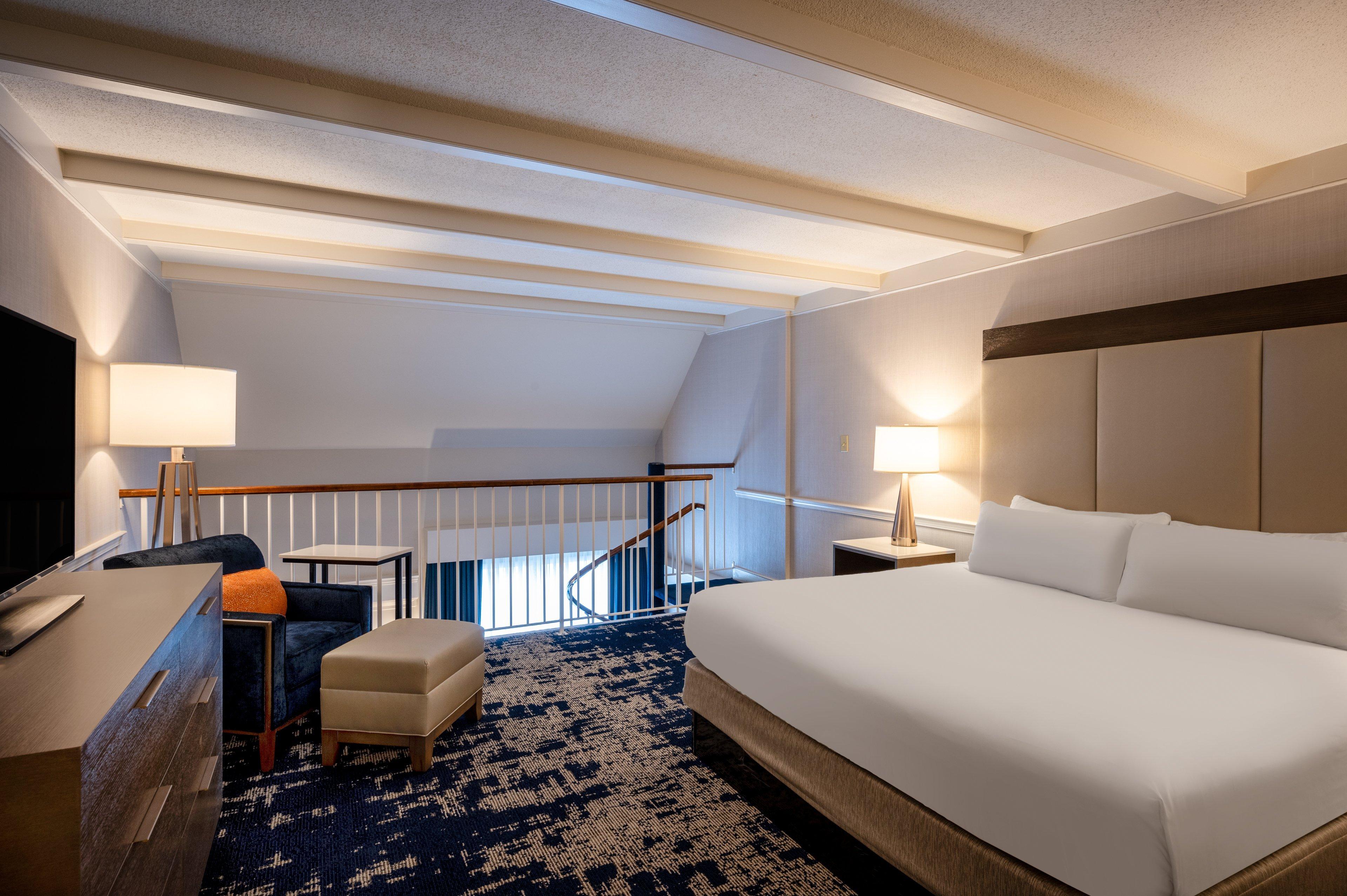 Crowne Plaza - The Desmond 3*