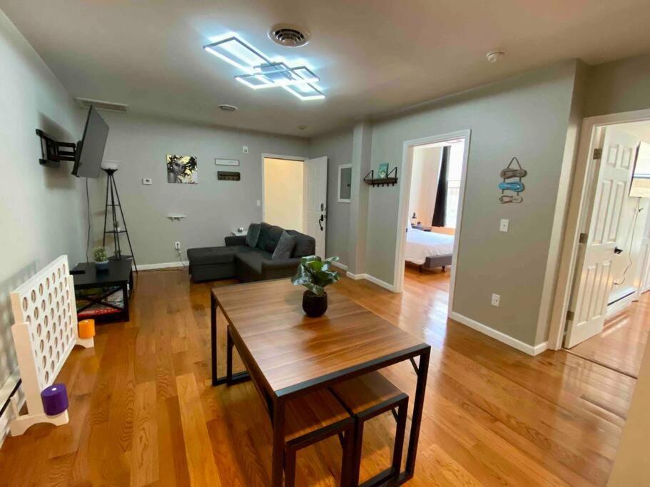 Downtown 2 Bedroom + Workstation @ The * Albany