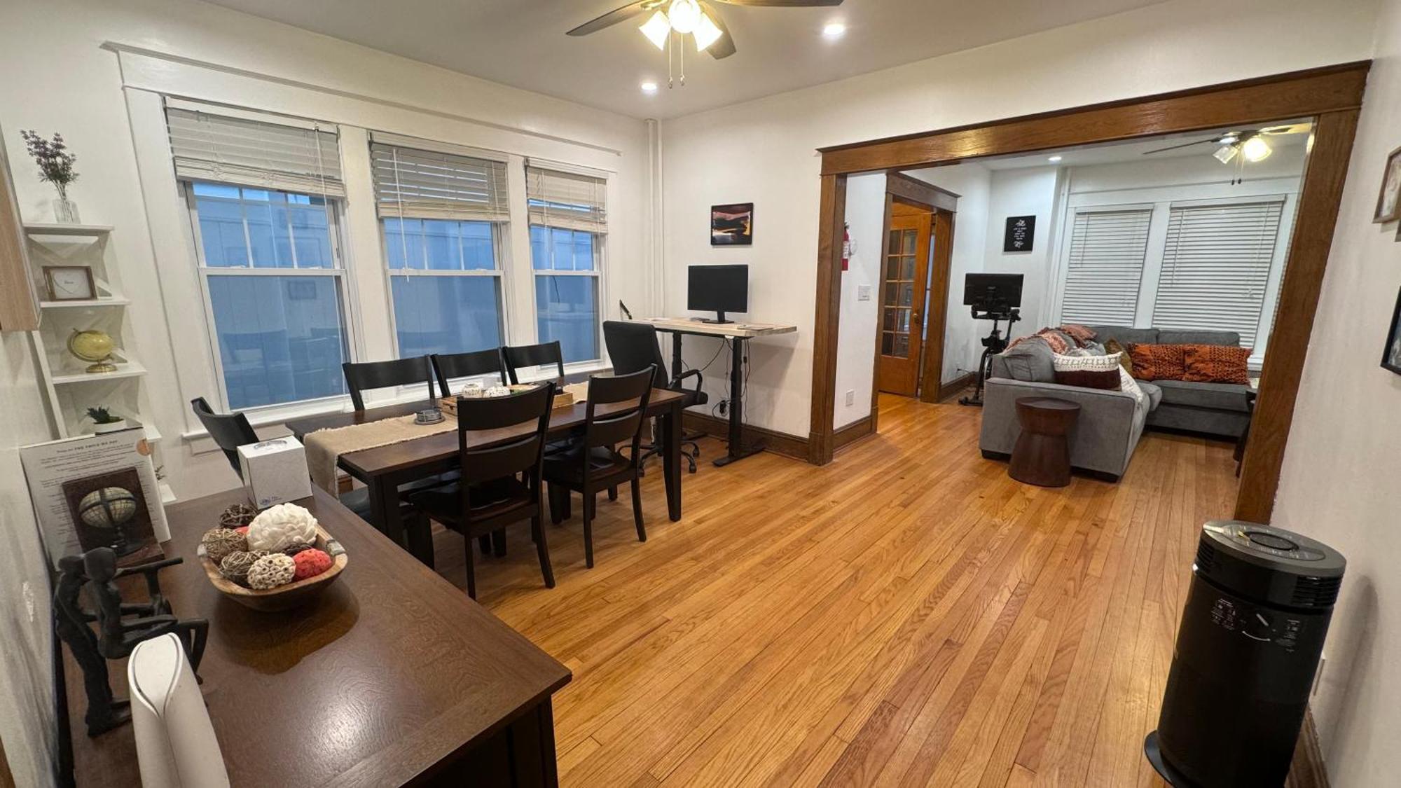 Modern And Cozy Pine Hills From Early 1900s Apartamento *