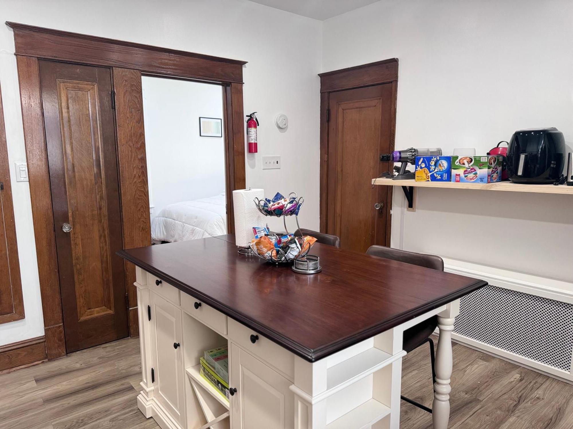 Modern And Cozy Pine Hills From Early 1900s Apartamento *