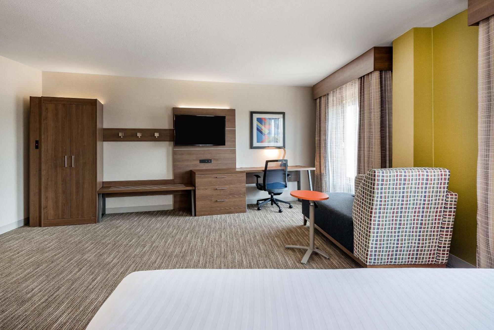 Country & By Radisson, Downtown New York
