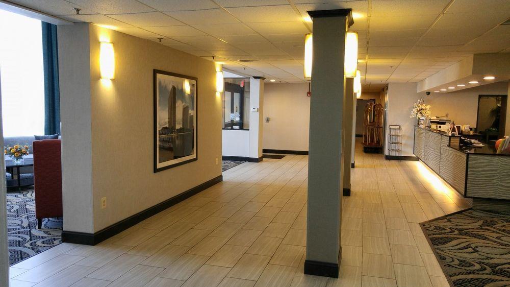 Western Sovereign - Hotel Albany