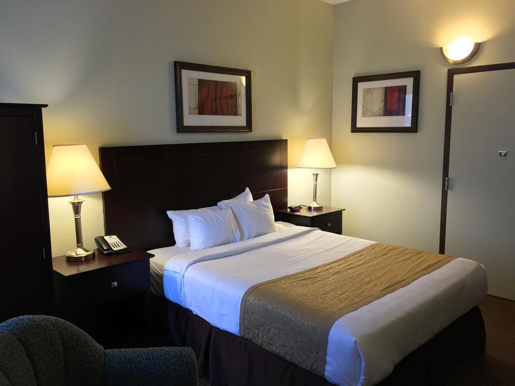 Western Sovereign - Hotel Albany