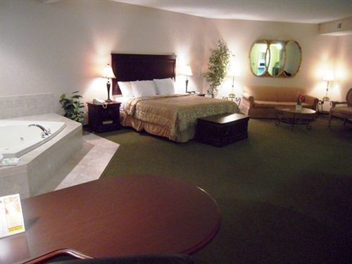 Super 8 By Wyndham Motel Albany