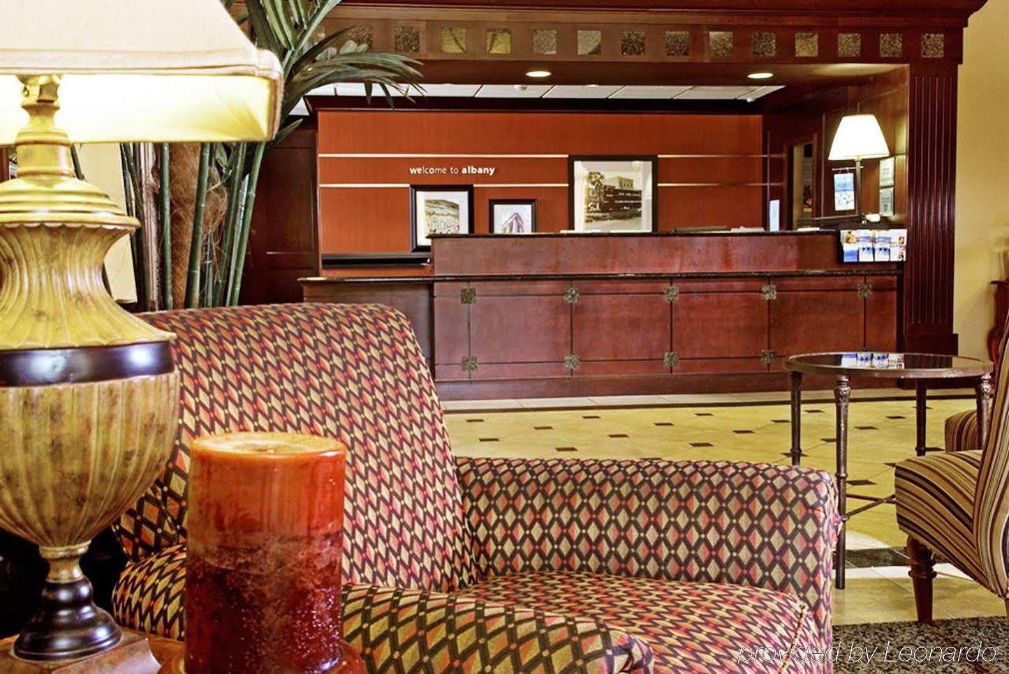 Hampton & Albany-downtown 3*