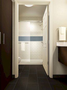 Staybridge Wolf Rd-colonie Center By Ihg Hotel 2*