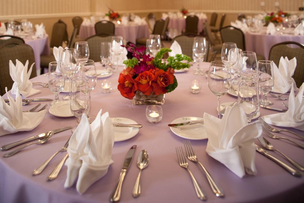 Hotel Fairfield & By Marriott Downtown Albany